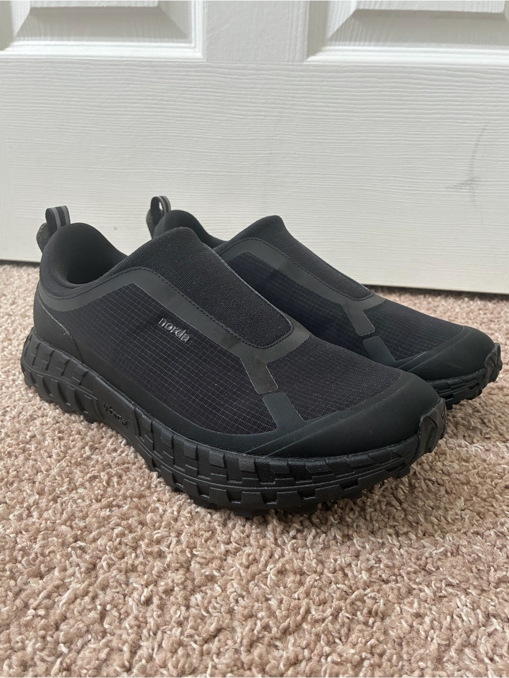 Norda 003 Mens Black Hiking Shoes Sneaker Size 10